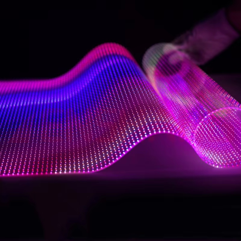 Slanke flexibele softfilm transparant LED -display